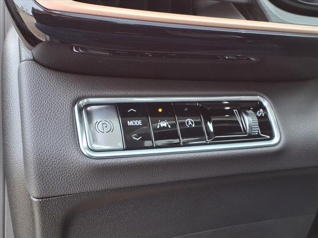 new 2025 Buick Envision car, priced at $40,860