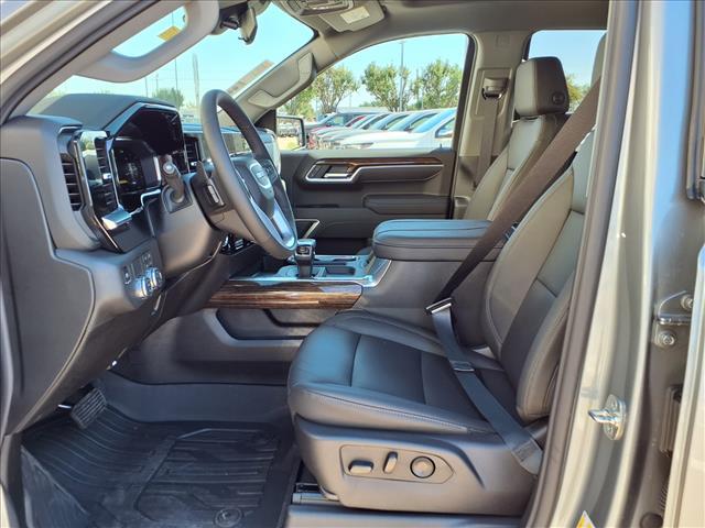 new 2026 GMC Sierra 1500 car, priced at $54,025