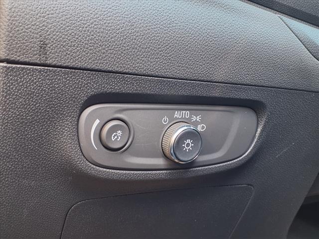 new 2025 Buick Encore GX car, priced at $26,625