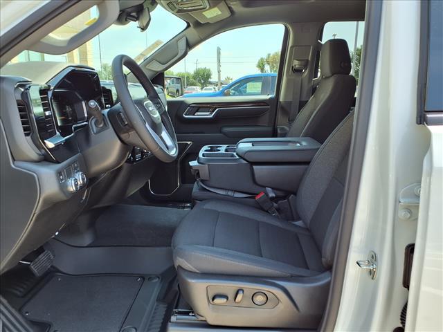new 2026 GMC Sierra 1500 car, priced at $46,575