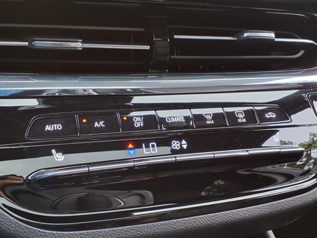 new 2025 Buick Envista car, priced at $30,585