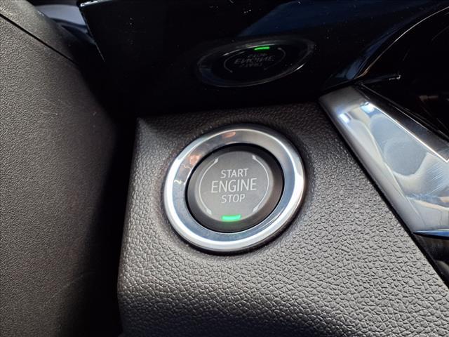 new 2025 Buick Envista car, priced at $30,585