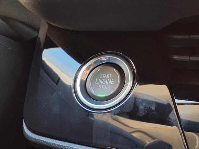 new 2025 Buick Envision car, priced at $39,365