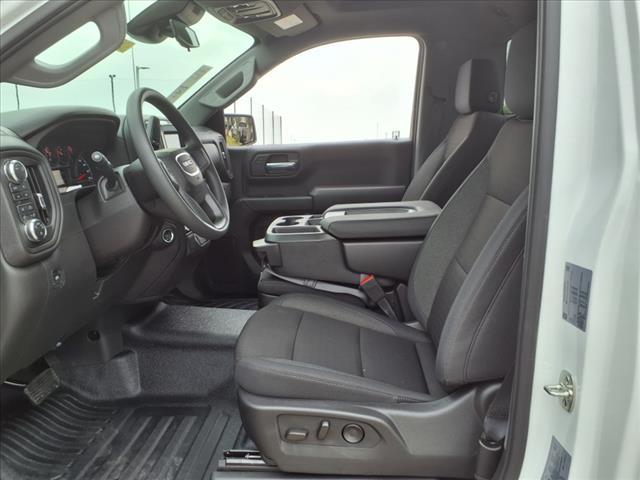 new 2025 GMC Sierra 1500 car, priced at $39,840