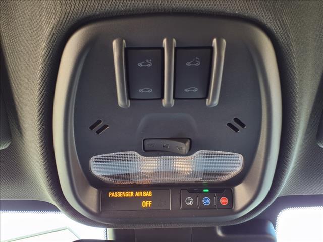 new 2025 Buick Envista car, priced at $32,385