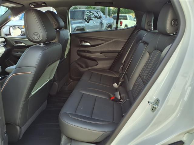 new 2025 Buick Envista car, priced at $32,385