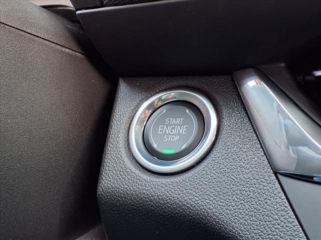 new 2025 Buick Envista car, priced at $28,150