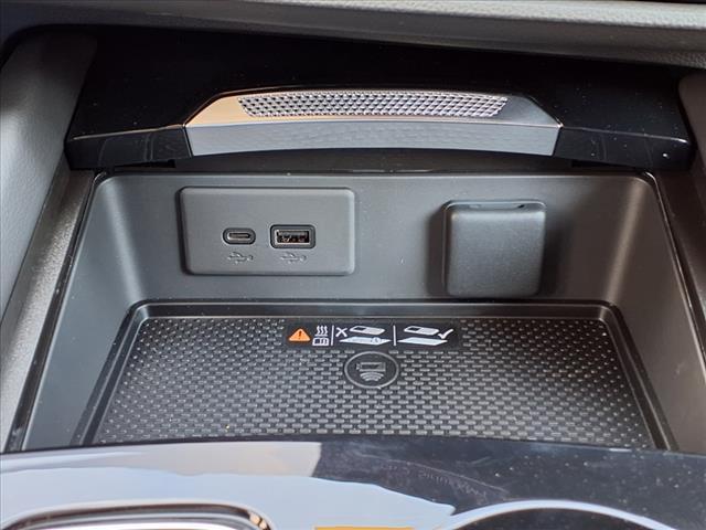 new 2025 Buick Envision car, priced at $38,360