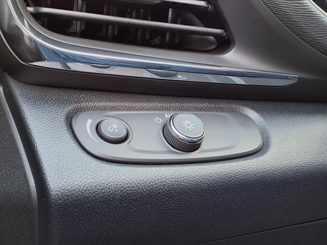 new 2025 Buick Envista car, priced at $24,750