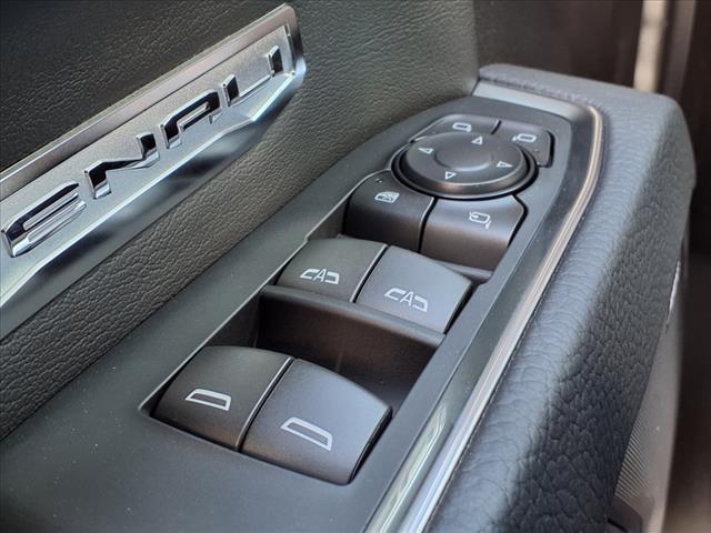 new 2025 GMC Sierra 1500 car, priced at $66,235