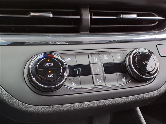 new 2025 Buick Envista car, priced at $27,355