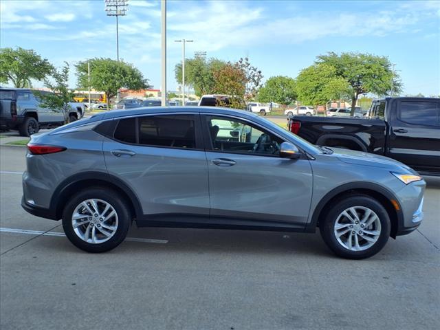 new 2025 Buick Envista car, priced at $28,075