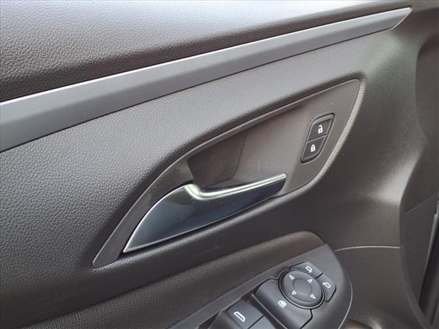 new 2025 Buick Envista car, priced at $28,075