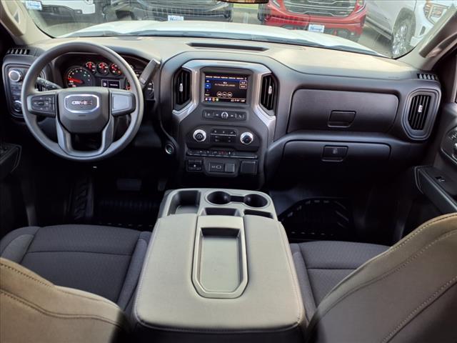 new 2025 GMC Sierra 1500 car, priced at $44,005