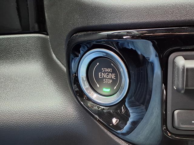 new 2025 GMC Sierra 1500 car, priced at $49,075