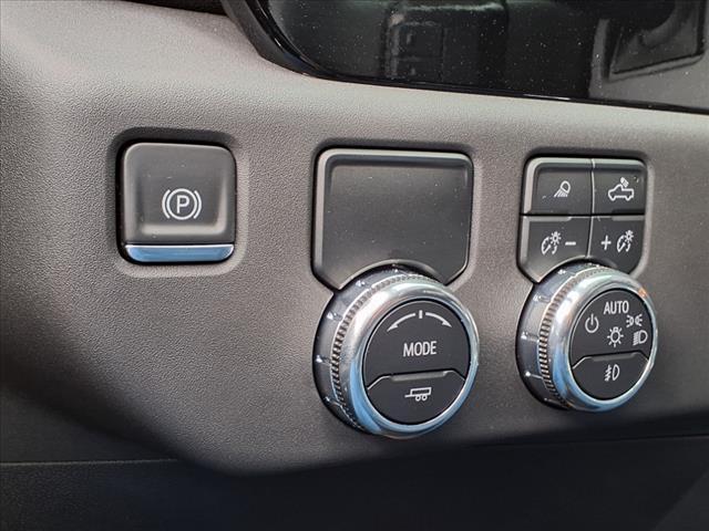 new 2025 GMC Sierra 1500 car, priced at $49,075