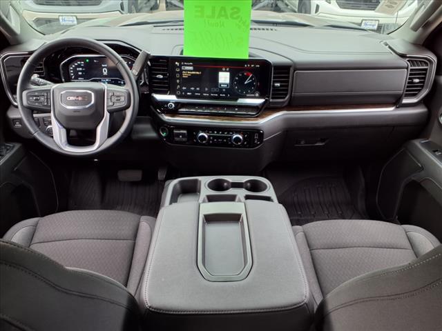 new 2025 GMC Sierra 1500 car, priced at $40,865