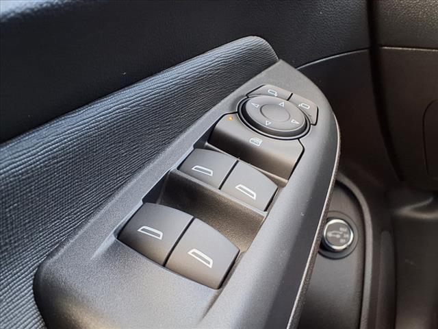 new 2025 Buick Envista car, priced at $27,850