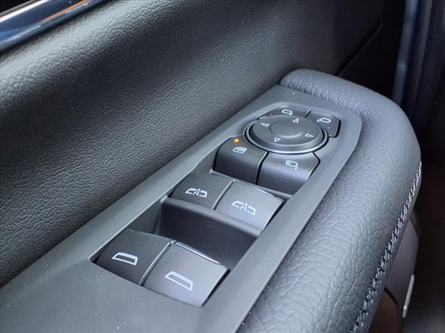 new 2025 GMC Yukon XL car, priced at $85,735