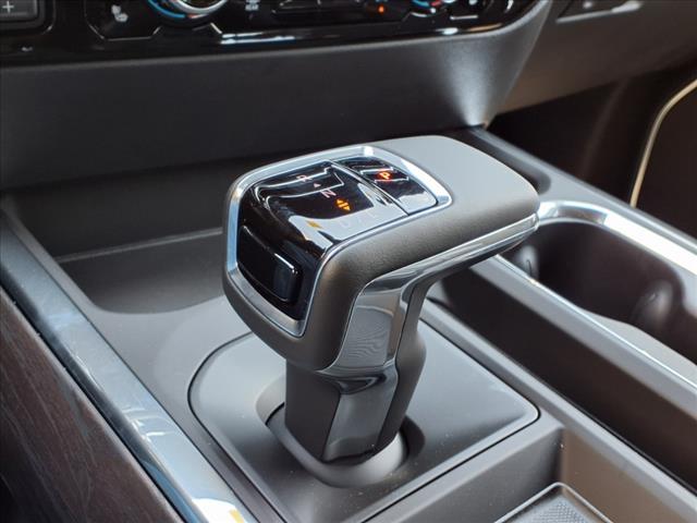 new 2025 GMC Sierra 1500 car, priced at $50,425
