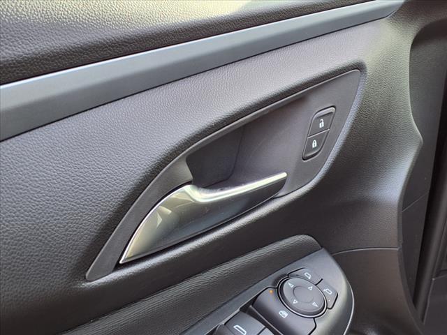 new 2025 Buick Envista car, priced at $28,075