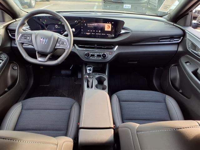 new 2025 Buick Envista car, priced at $28,075