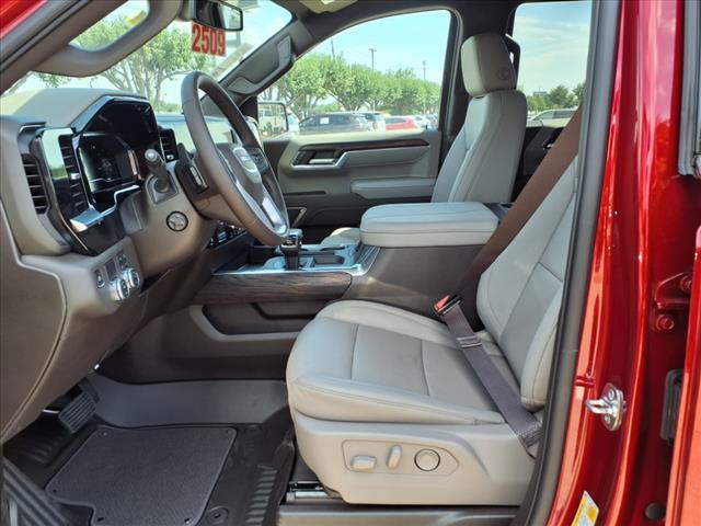 new 2025 GMC Sierra 1500 car, priced at $50,830