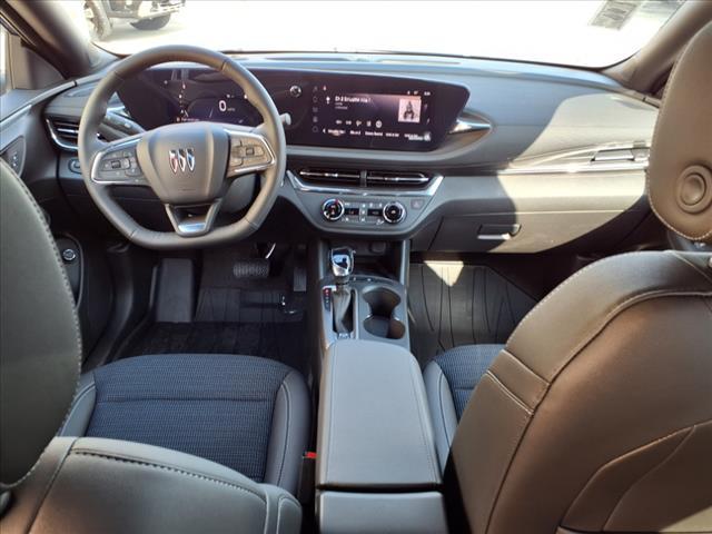 new 2025 Buick Envista car, priced at $27,250