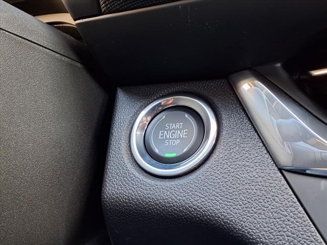 new 2025 Buick Envista car, priced at $27,250