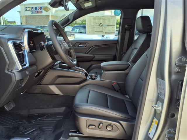 new 2025 GMC Canyon car, priced at $44,990