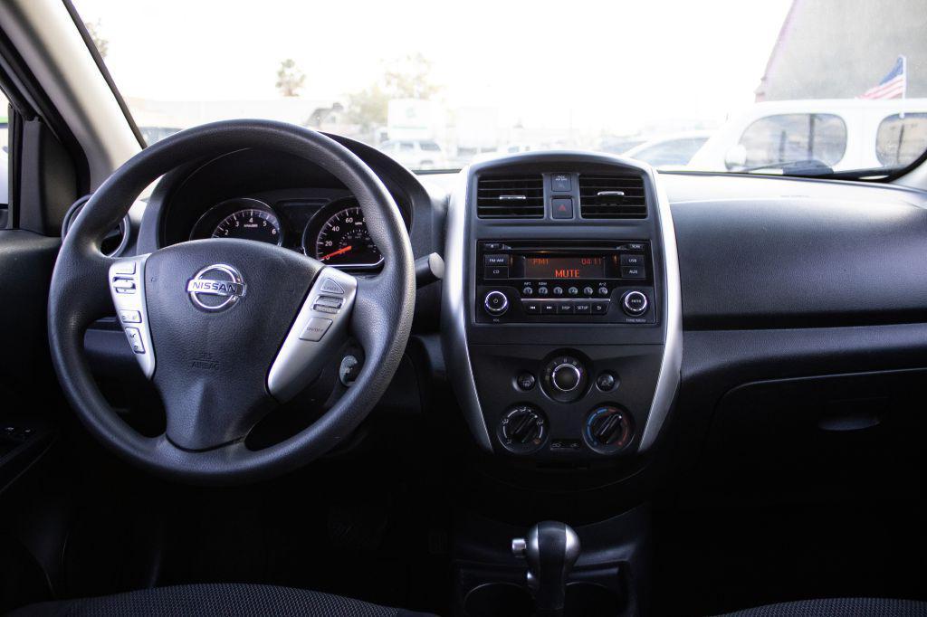 used 2016 Nissan Versa car