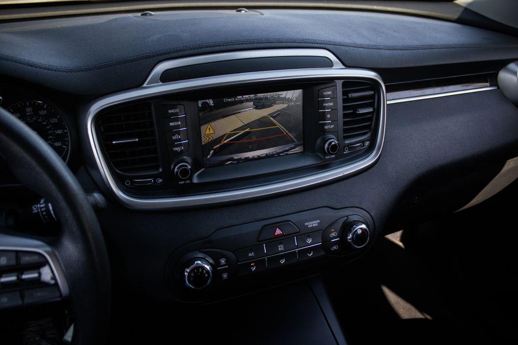 used 2020 Kia Sorento car, priced at $18,995