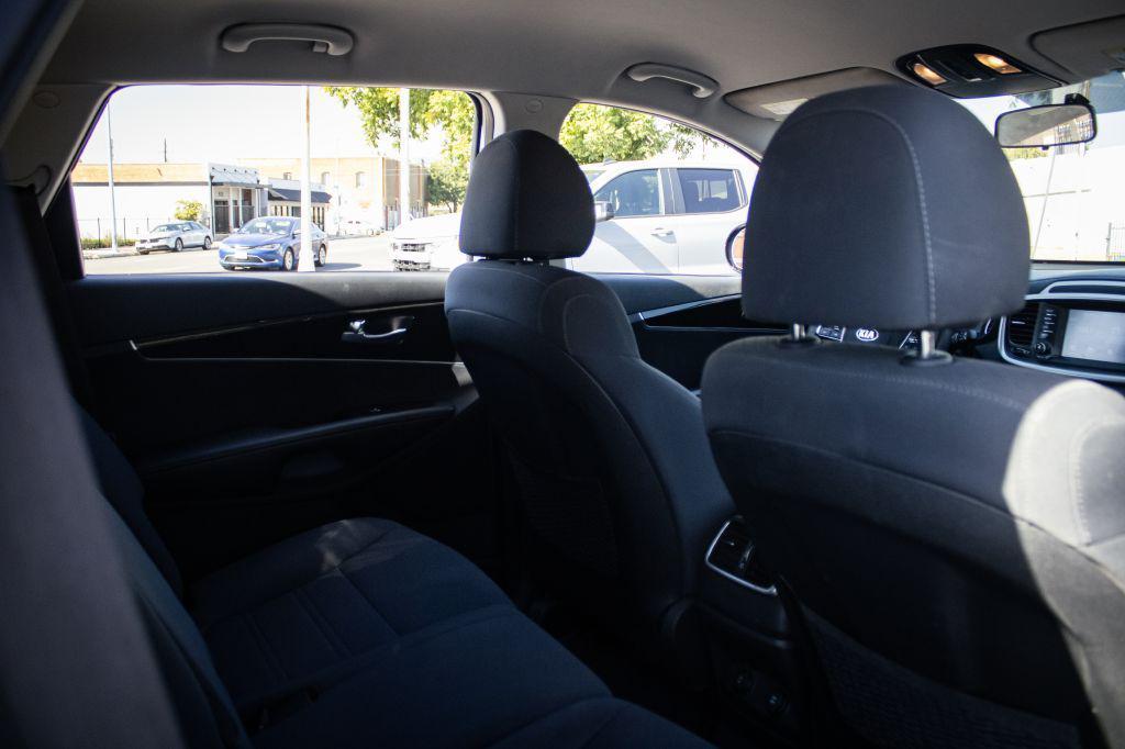used 2020 Kia Sorento car, priced at $18,995