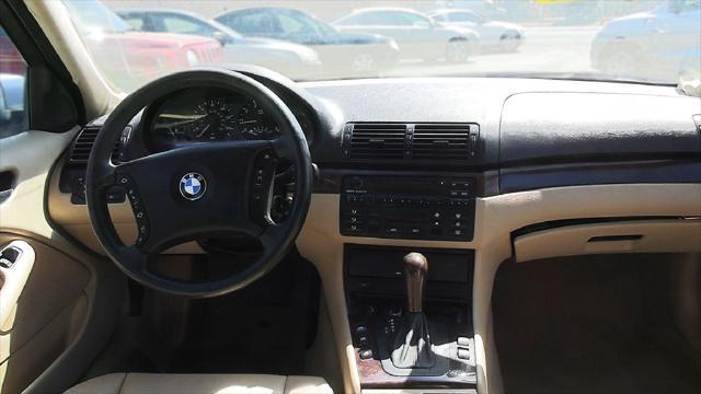 used 2004 BMW 325 car