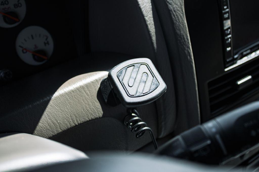 used 2001 Jeep Grand Cherokee car, priced at $14,995