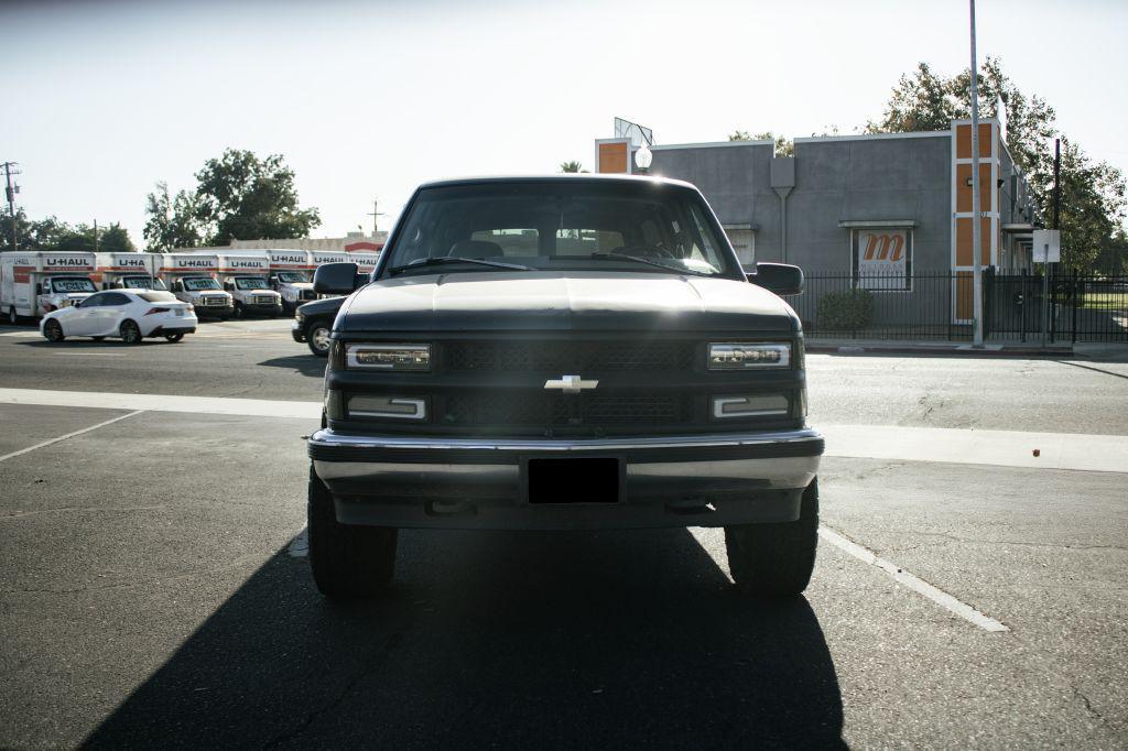 used 1997 Chevrolet Suburban car, priced at $4,999