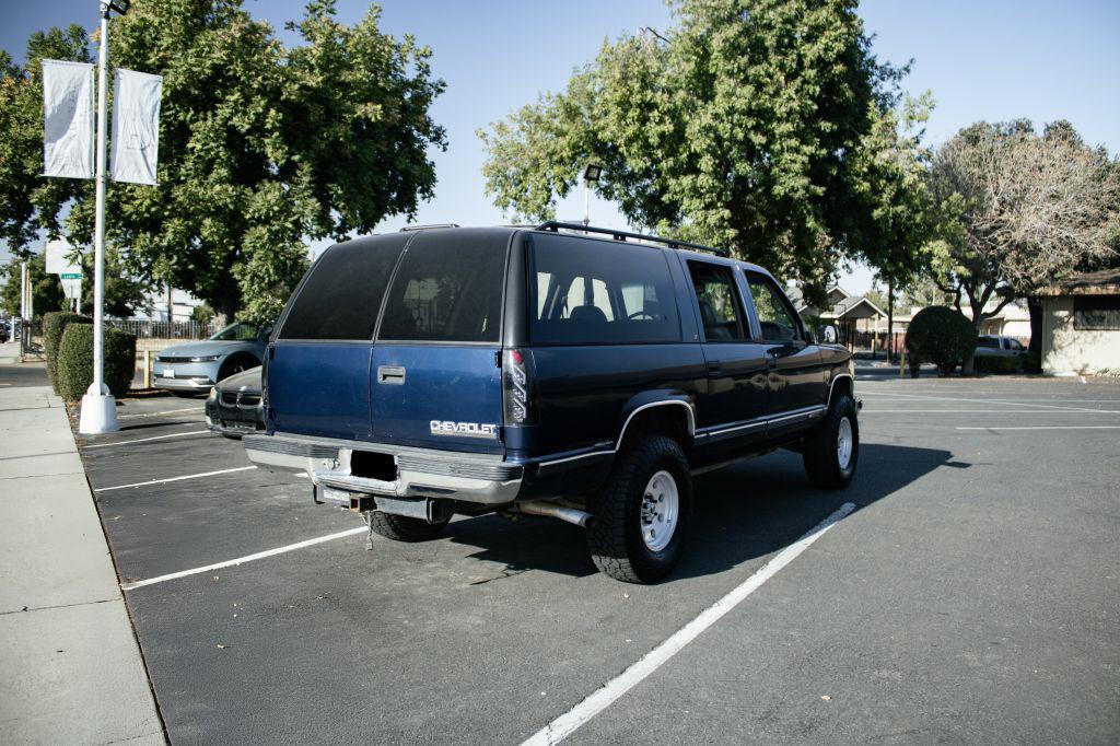 used 1997 Chevrolet Suburban car, priced at $4,999