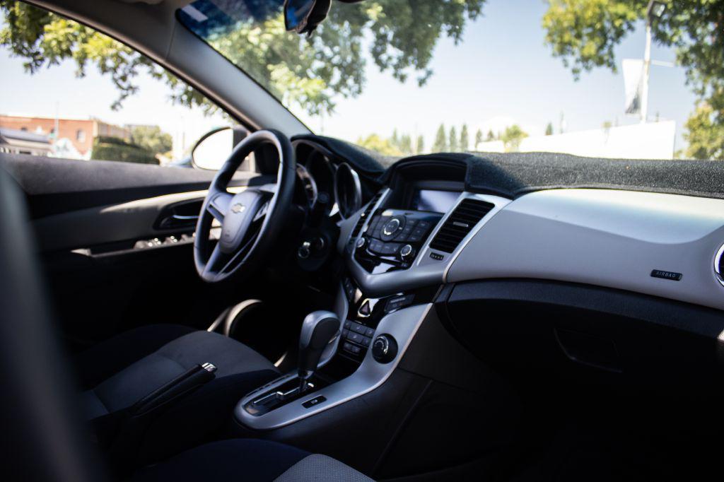 used 2013 Chevrolet Cruze car, priced at $6,644