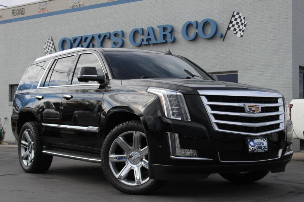 used 2019 Cadillac Escalade car, priced at $34,988