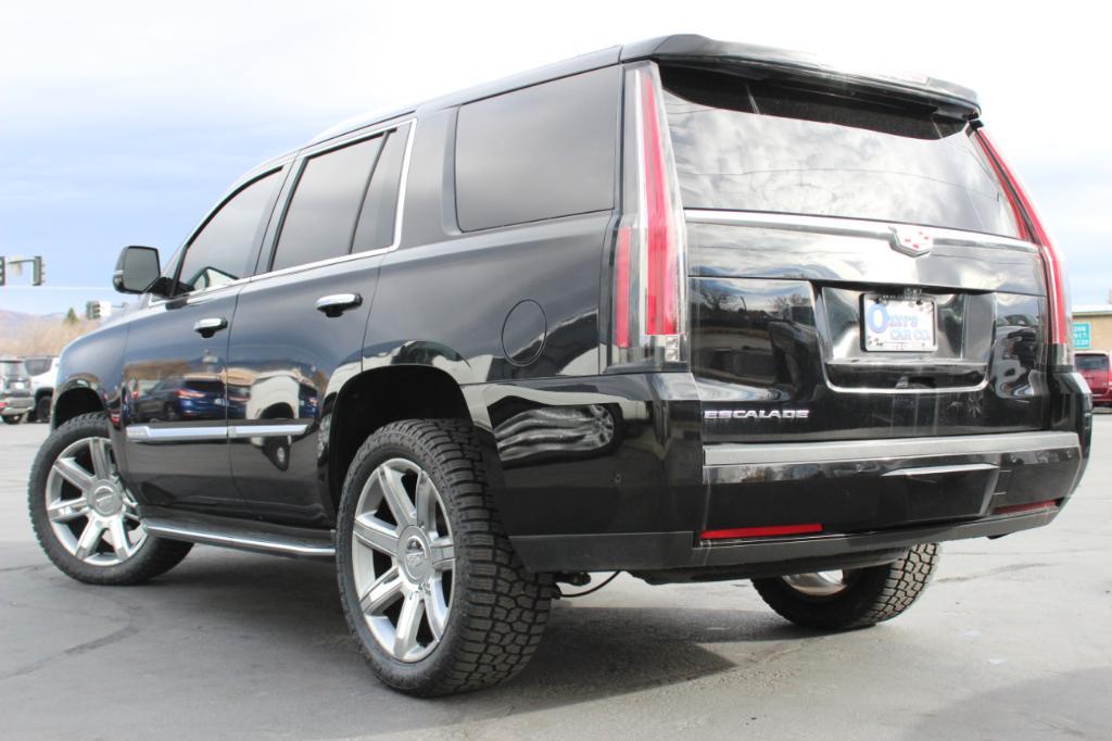 used 2019 Cadillac Escalade car, priced at $34,988