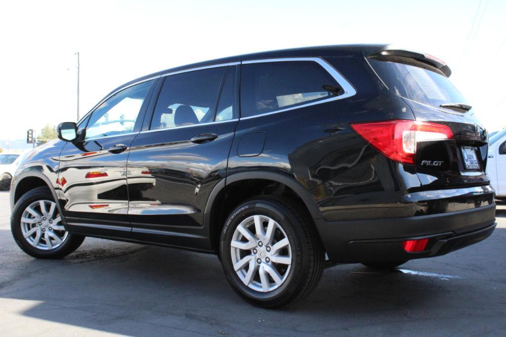 used 2020 Honda Pilot car, priced at $19,988