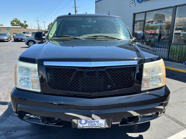 used 2004 Cadillac Escalade car, priced at $10,988