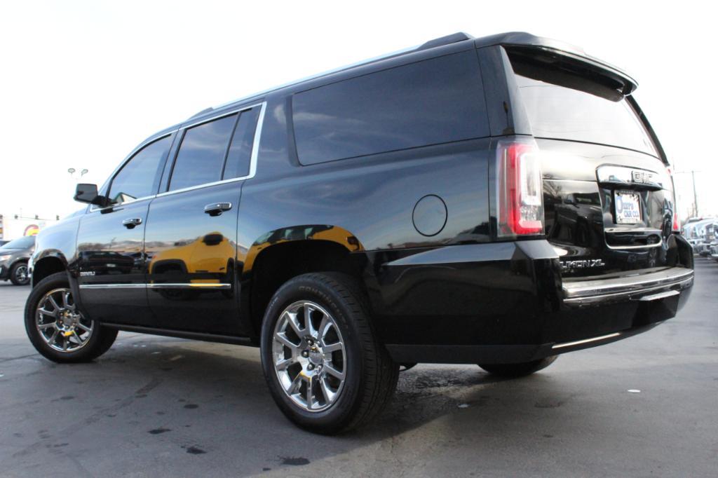 used 2019 GMC Yukon XL car, priced at $35,488