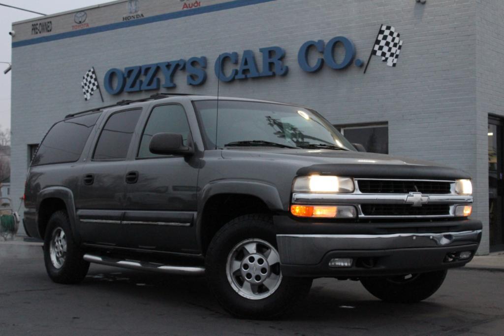 used 2001 Chevrolet Suburban car, priced at $7,988