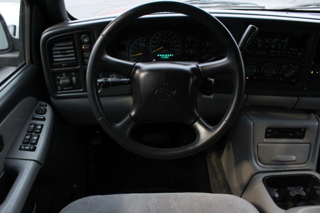 used 2001 Chevrolet Suburban car, priced at $7,988