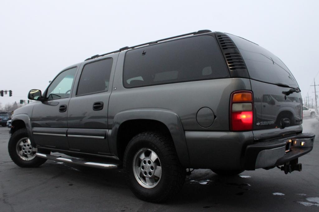 used 2001 Chevrolet Suburban car, priced at $7,988