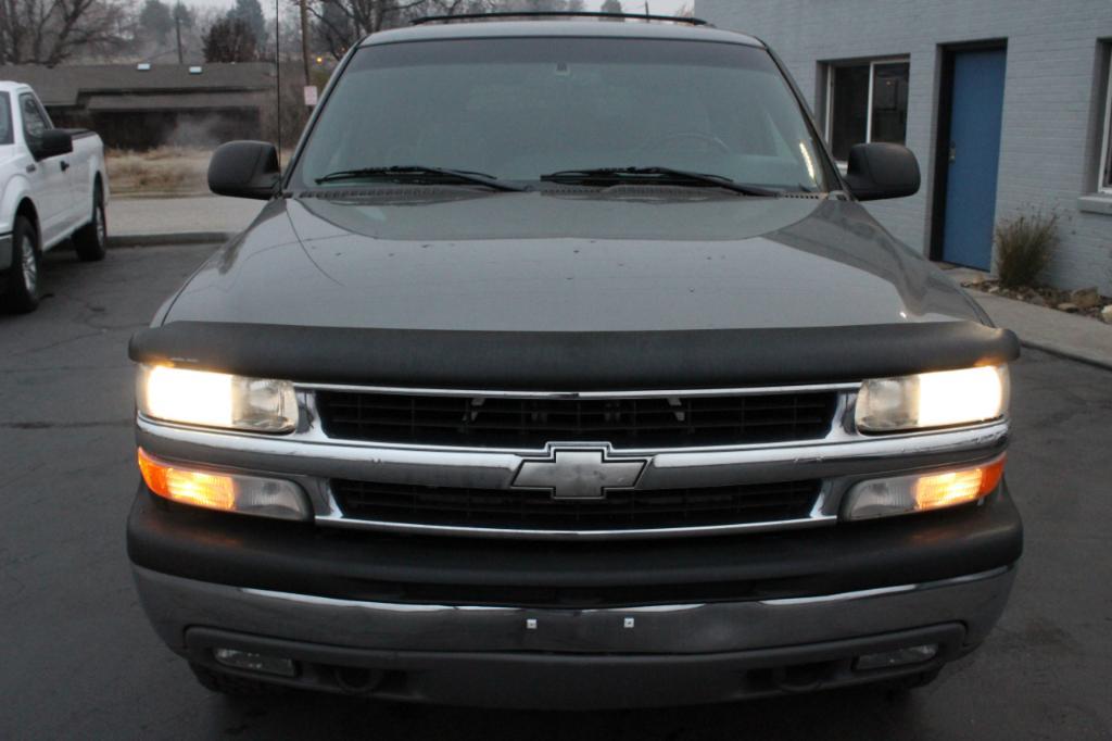 used 2001 Chevrolet Suburban car, priced at $7,988