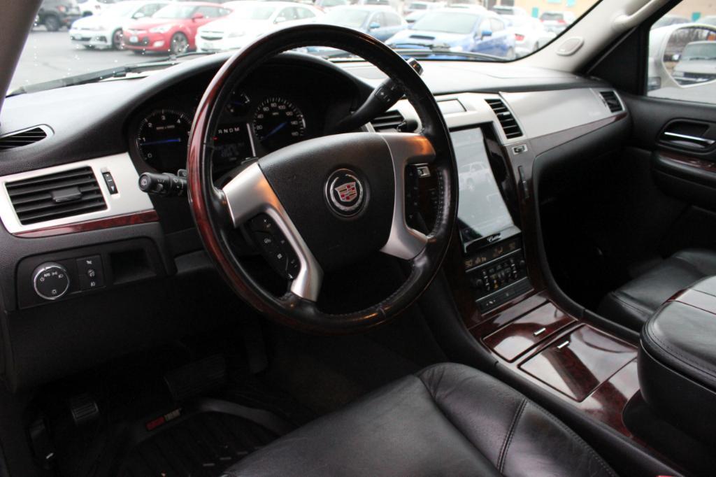 used 2008 Cadillac Escalade car, priced at $13,988