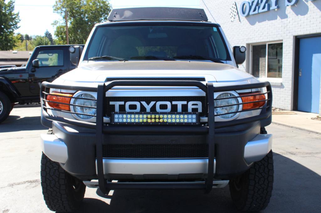 used 2008 Toyota FJ Cruiser car, priced at $19,988