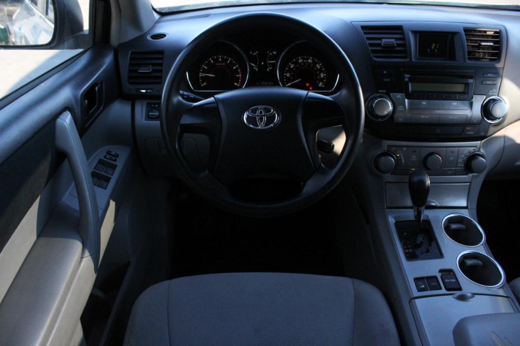 used 2012 Toyota Highlander car, priced at $8,988